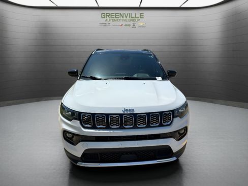 Used 2026 Jeep Compass Limited AWD/4WD image 2
