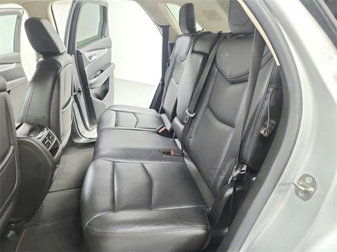Used 2018 Cadillac XT5 Premium Luxury image 36