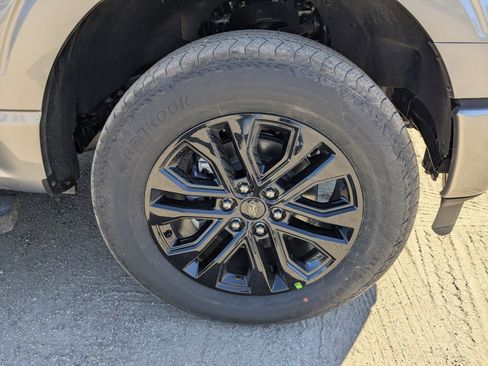 New 2026 Ford F150 Lariat w/ Equipment Group 502A High image 11