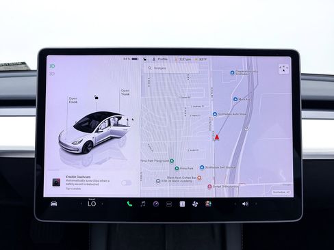 Used 2023 Tesla Model 3 Standard Range image 4