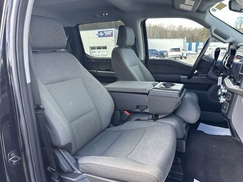 Used 2025 Ford F150 XLT w/ Equipment Group 301A Standard AWD/4WD image 27