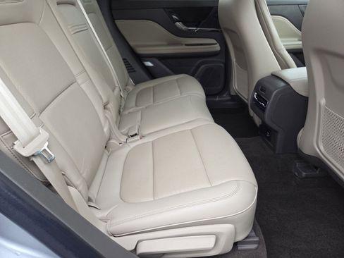 Used 2022 Lincoln Corsair Reserve w/ Elements Package FWD image 26