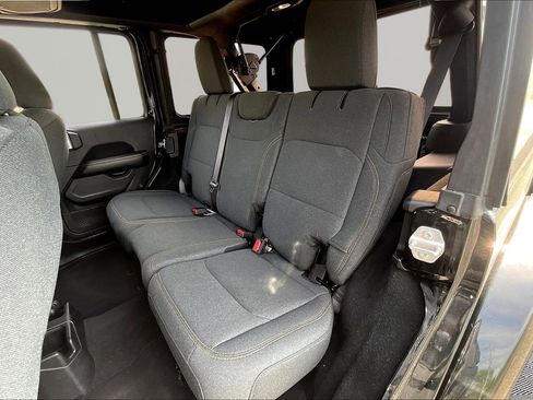 Used 2024 Jeep Wrangler Sahara AWD/4WD image 21