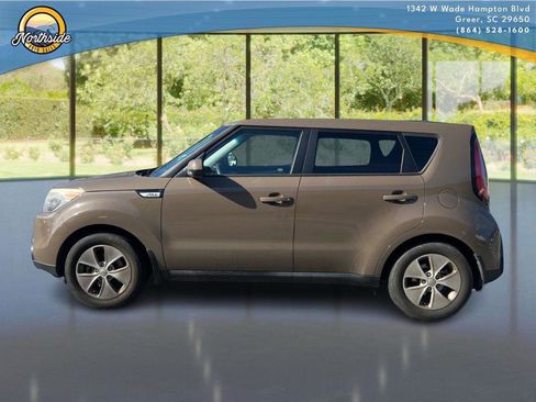 Used 2015 Kia Soul image 11