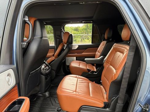 Used 2019 Lincoln Navigator L Reserve w/ Cargo Package AWD/4WD image 20