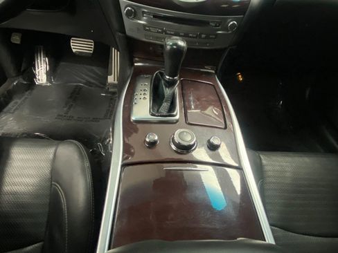 Used 2014 INFINITI Q70 3.7 w/ Premium Package image 25