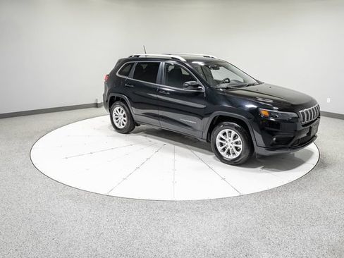 Used 2019 Jeep Cherokee Latitude w/ Popular Appearance Group AWD/4WD image 27