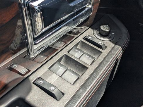 Used 2017 Lincoln Navigator Reserve RWD image 10