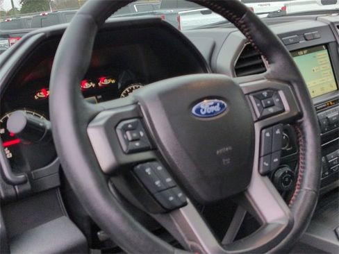 Used 2018 Ford F150 XLT w/ Equipment Group 302A Luxury image 14