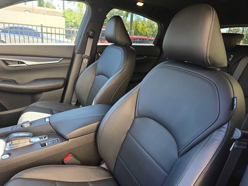 Certified 2024 INFINITI QX55 Luxe image 16