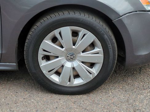 Used 2013 Volkswagen Jetta SE image 32