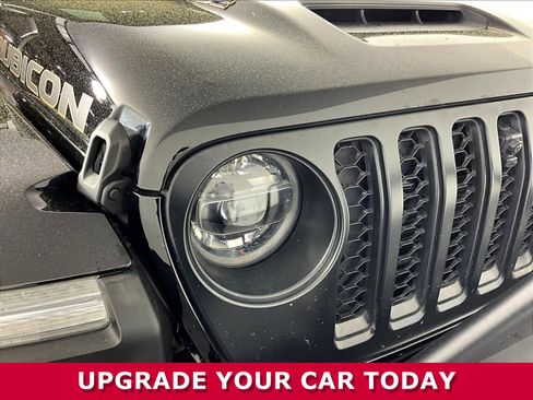 Used 2022 Jeep Wrangler Unlimited Rubicon w/ Xtreme Recon 35" Tire Package AWD/4WD image 27