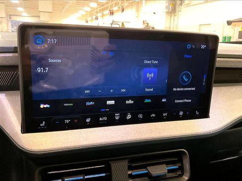 Used 2025 Ford Maverick XLT w/ XLT Luxury Package image 25