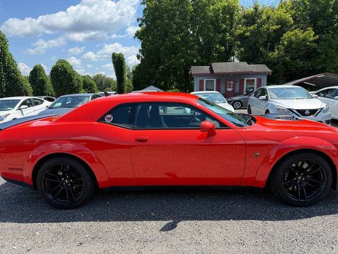 Used 2023 Dodge Challenger R/T Scat Pack RWD image 4