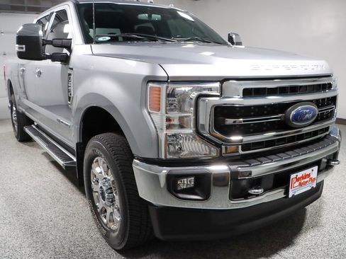 Used 2022 Ford F250 Lariat w/ Lariat Ultimate Package image 5