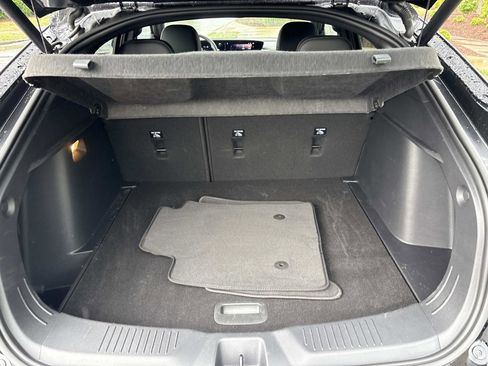 Certified 2025 Buick Envista Sport Touring w/ Convenience II Package FWD image 32