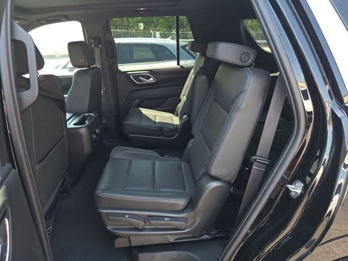 Used 2023 Chevrolet Tahoe LT w/ LT Signature Plus Package RWD image 14