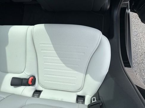 New 2026 Mercedes-Benz GLC 300 4MATIC image 29