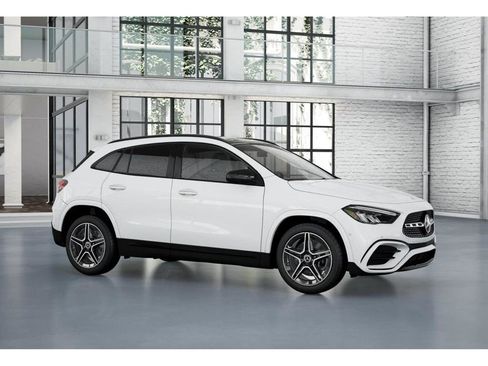New 2026 Mercedes-Benz GLA 250 GLA 250 image 13