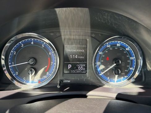 Used 2019 Toyota Corolla LE image 14