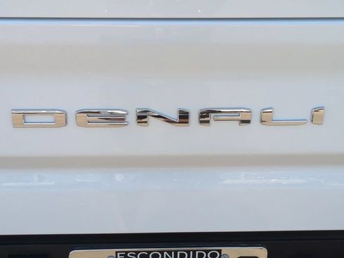 New 2026 GMC Sierra 2500 Denali w/ Denali Reserve Package AWD/4WD image 33