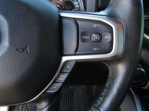Used 2020 RAM 1500 Big Horn AWD/4WD image 23