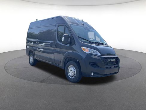 New 2025 RAM ProMaster 2500 w/ Convenience Group image 30
