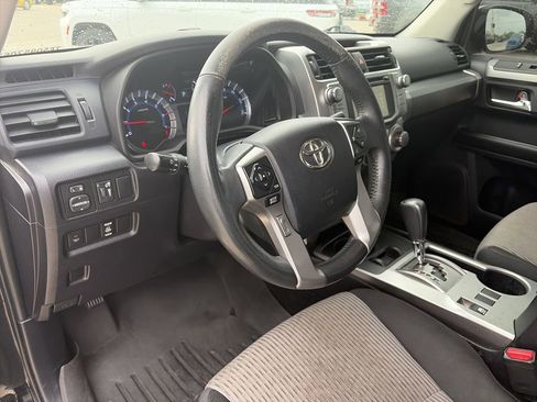 Used 2015 Toyota 4Runner SR5 RWD image 11