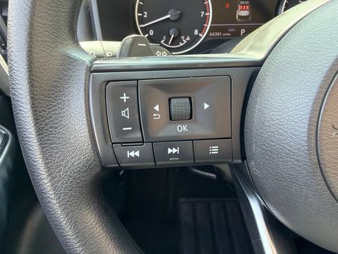 Used 2023 Nissan Rogue S AWD/4WD image 23