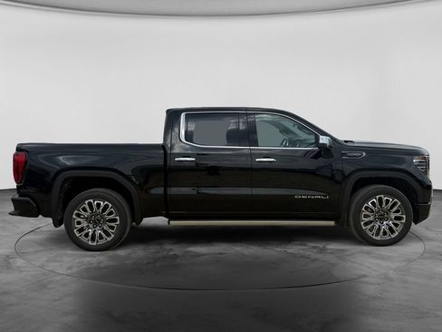 New 2026 GMC Sierra 1500 Denali Ultimate w/ LPO, Black Badging Package AWD/4WD image 8