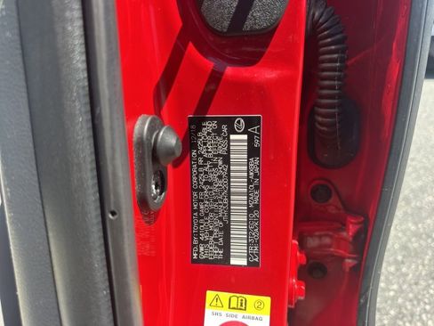 Used 2019 Lexus UX 200 w/ Premium Package image 34