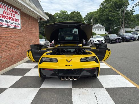 Used 2019 Chevrolet Corvette ZR1 RWD image 42