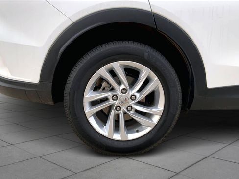 Used 2024 Buick Envista Preferred w/ Advanced Safety Package image 9