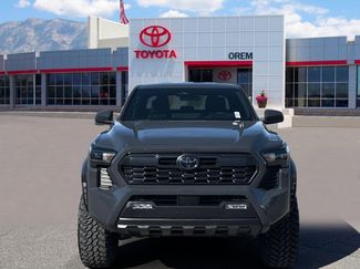 Used 2025 Toyota Tacoma TRD Off-Road AWD/4WD video 2