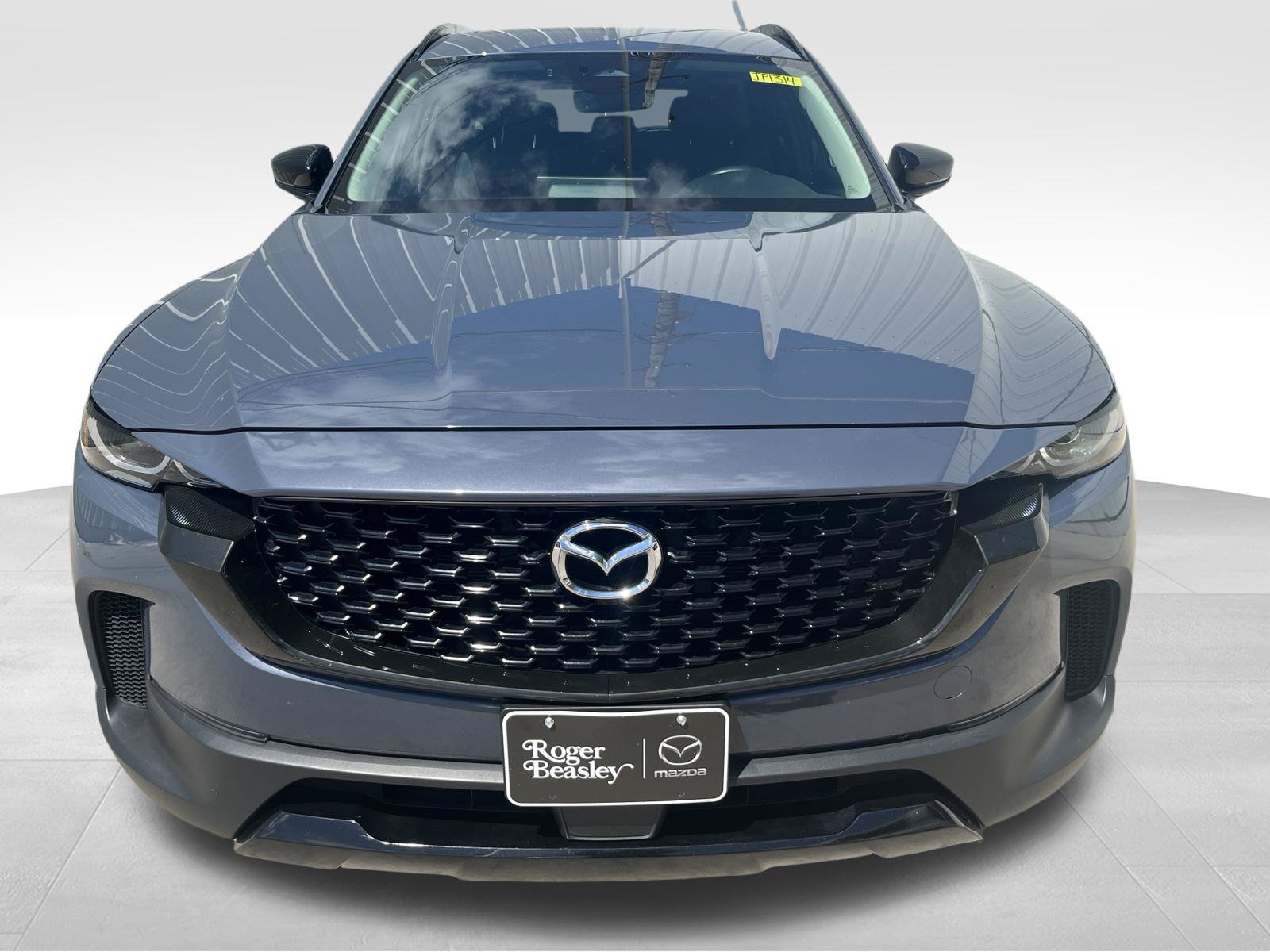 Used 2025 MAZDA CX-50 AWD 2.5 Hybrid w/ Premium Pkg image 2