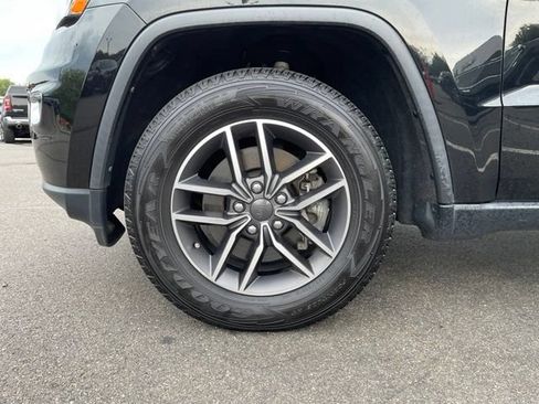 Used 2022 Jeep Grand Cherokee Limited AWD/4WD image 34