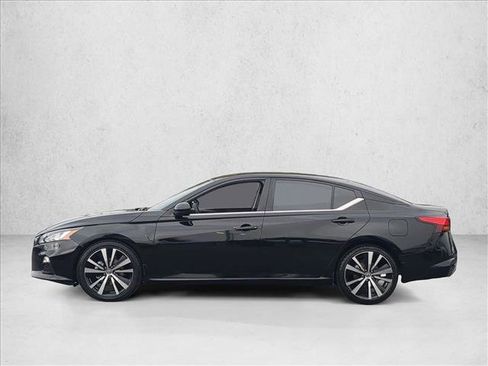 Used 2021 Nissan Altima 2.5 SR FWD image 9