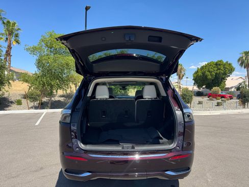 Used 2023 Buick Enclave Avenir w/ Avenir Technology Package FWD image 34