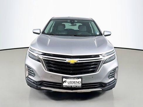 Used 2023 Chevrolet Equinox LT w/ Driver Convenience Package AWD/4WD image 2