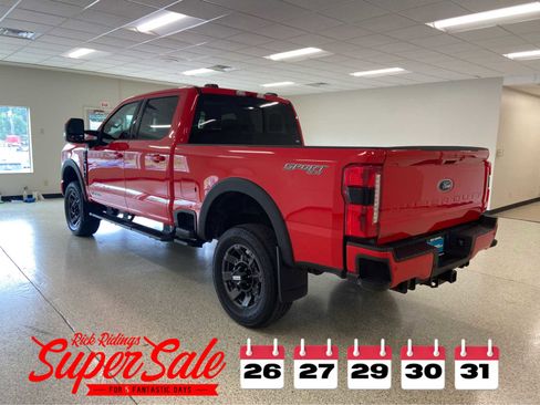 Used 2023 Ford F250 Lariat w/ Sport Appearance Package image 10