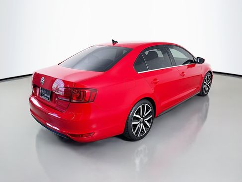 Used 2014 Volkswagen Jetta GLI FWD image 7