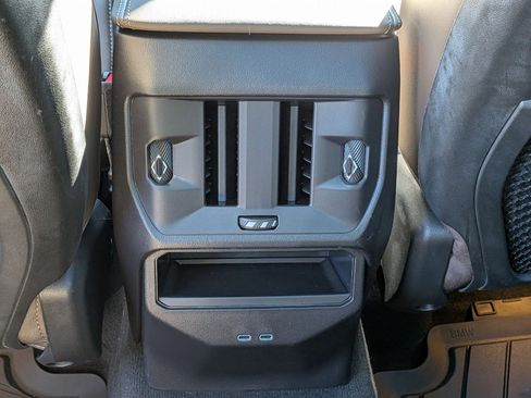 Used 2025 BMW X3 xDrive30i w/ Convenience Package image 29