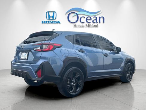Used 2024 Subaru Crosstrek 2.0i AWD/4WD image 3