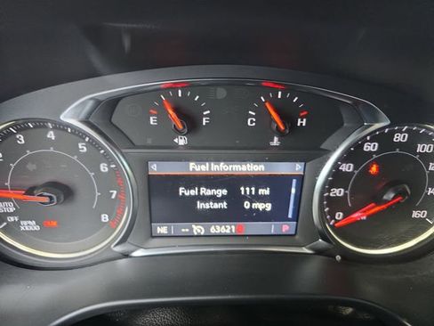 Used 2023 GMC Acadia SLT FWD image 20