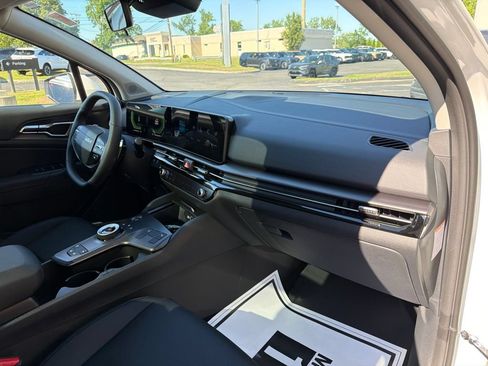 New 2026 Kia Sportage EX AWD/4WD image 12