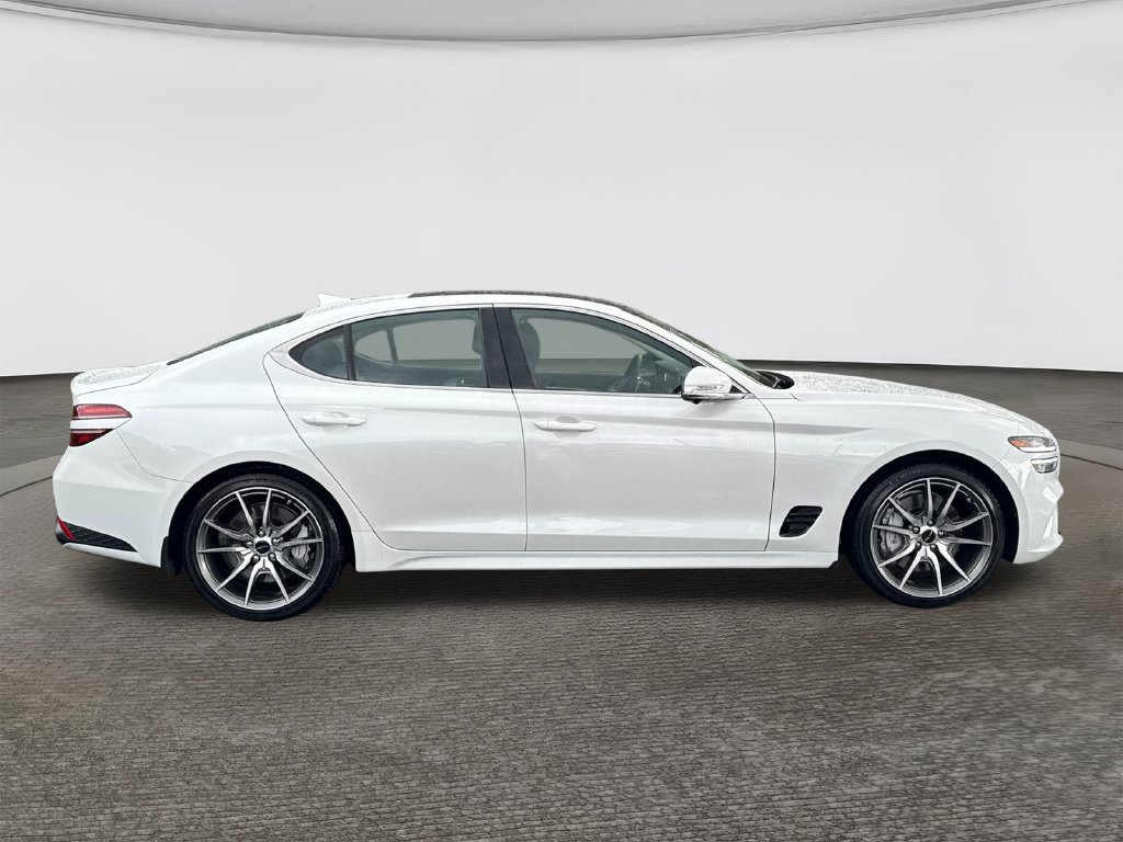 Used 2026 Genesis G70 2.5T Prestige RWD image 8