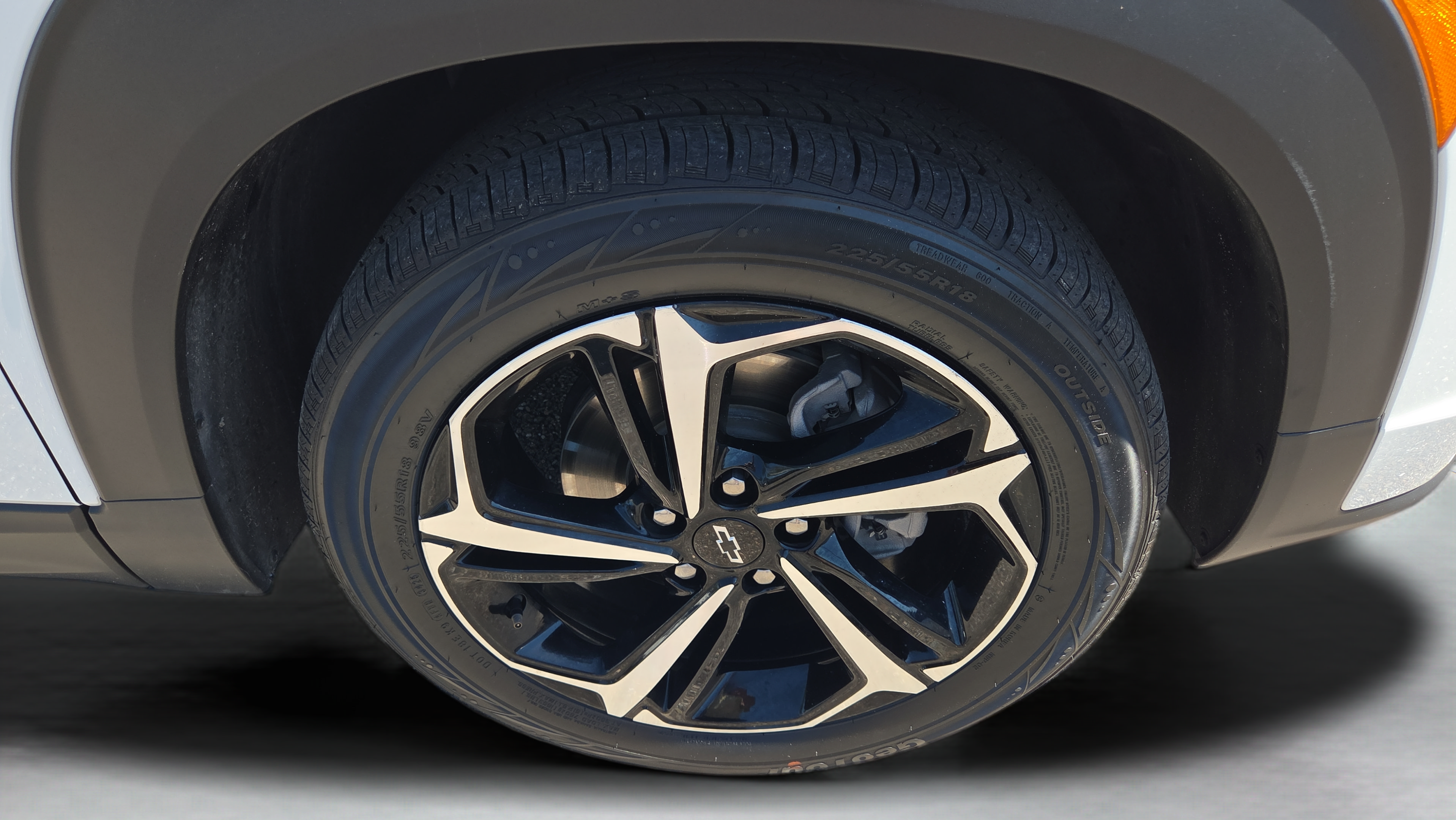 Used 2023 Chevrolet TrailBlazer RS w/ Convenience Package FWD image 33