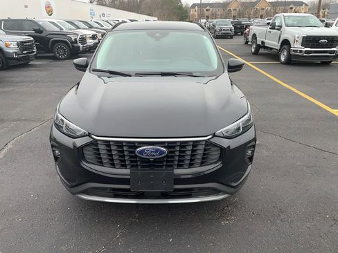 Used 2024 Ford Escape Platinum image 2