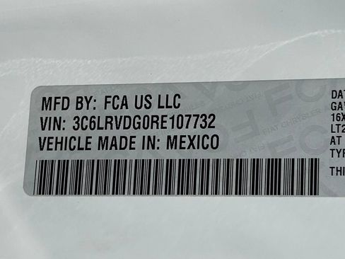 Used 2024 RAM ProMaster 2500 FWD image 32