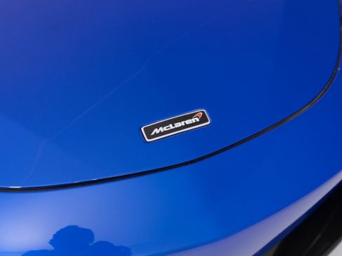 Used 2018 McLaren 570S Spider image 35